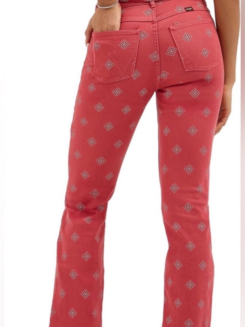 Wrangler Women’s Bandana Print Red High Rise Western Boot Cut Jeans Size 4|27X30 - Picture 2 of 10